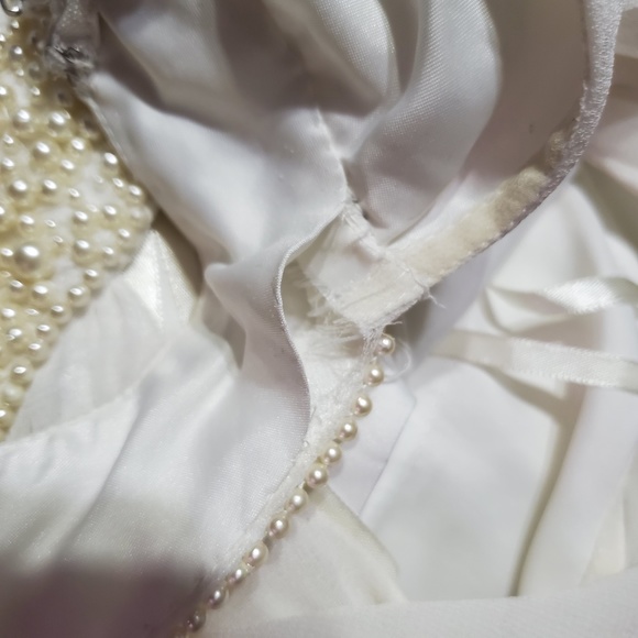 le Chateau Dress - Picture 10 of 11